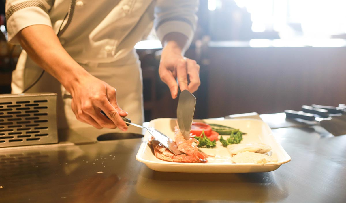 Why Restaurants Continue To Shape Modern Food Culture?